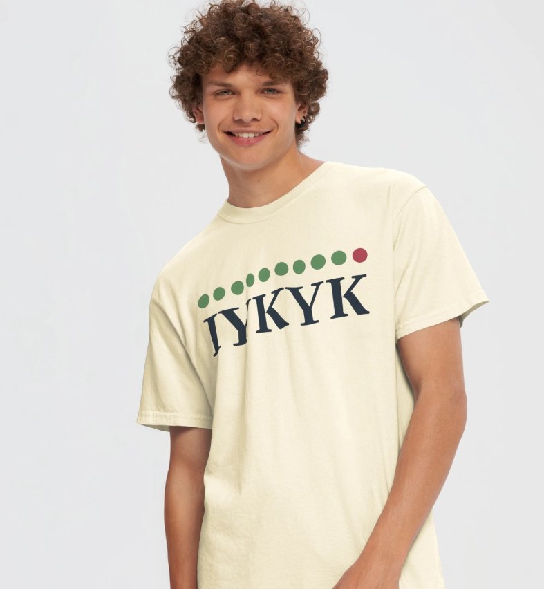 The IYKYK tee in cream from the 10Everyday holiday shop.